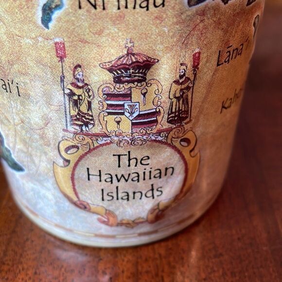 Hawaiian Islands Mug - Picture 4 of 9